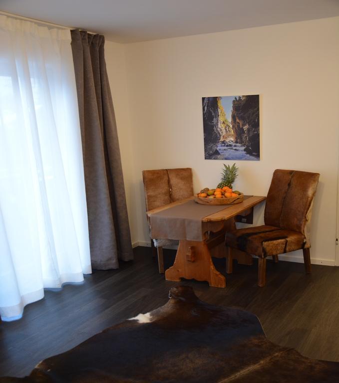 Exklusive Ferienwohnung Alpen Deluxe Garmisch-Partenkirchen Pokoj fotografie
