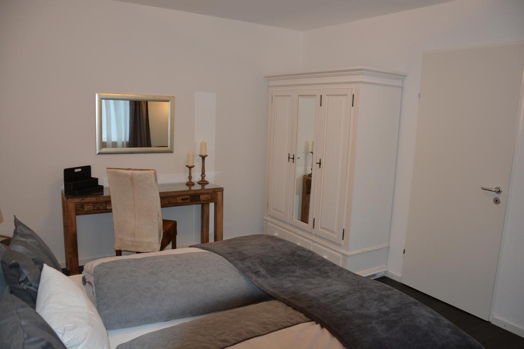 Exklusive Ferienwohnung Alpen Deluxe Garmisch-Partenkirchen Pokoj fotografie